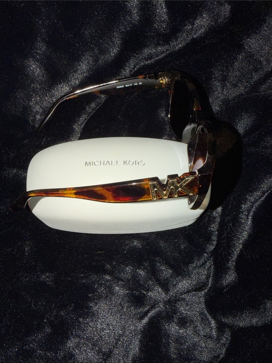 BN Michael Kors Tortoiseshell Sunglasses with Brown Lenses main image 5